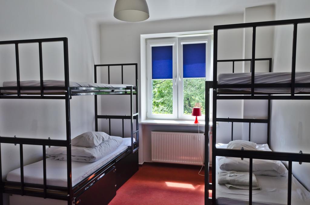 Wilson Hostel Warszawa Экстерьер фото