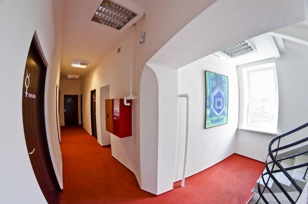 Wilson Hostel Warszawa Экстерьер фото
