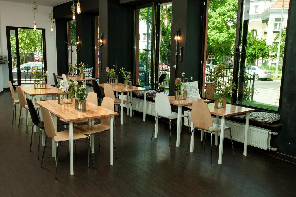 Wilson Hostel Warszawa Экстерьер фото